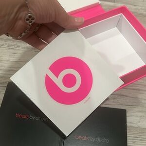 Beats Pink box